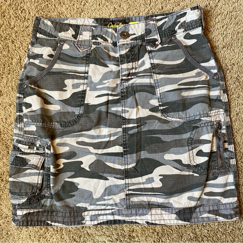Cabela’s Cargo Skirt Women's Size 6 Gray Camo Workwear Hiking Outdoor Pockets